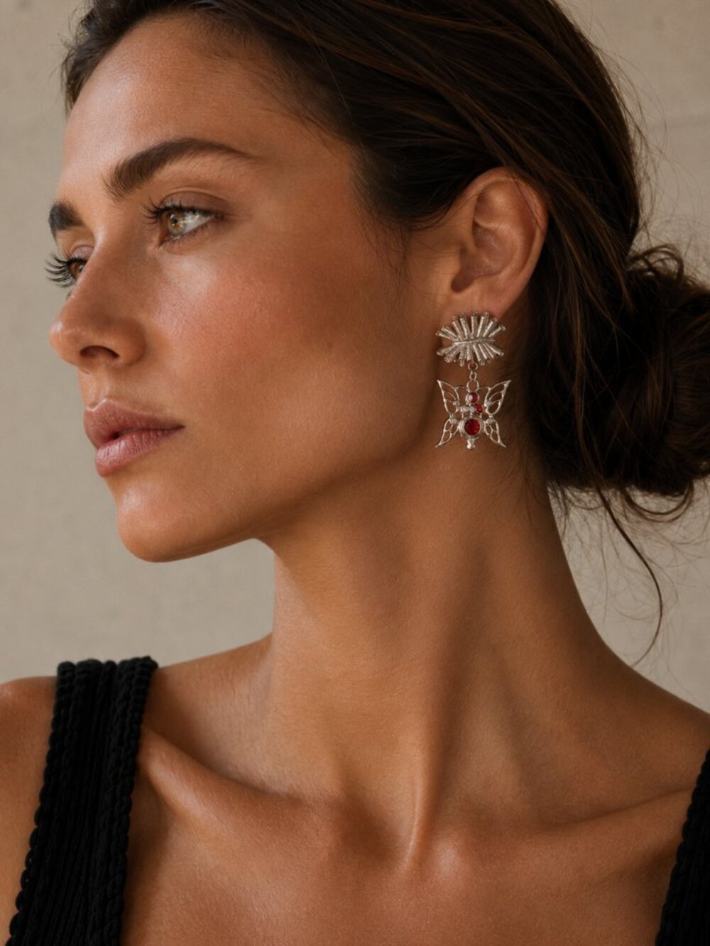 NWT CHOPOVA LOWENA SILVER BARBED BUG EARRINGS  - OS